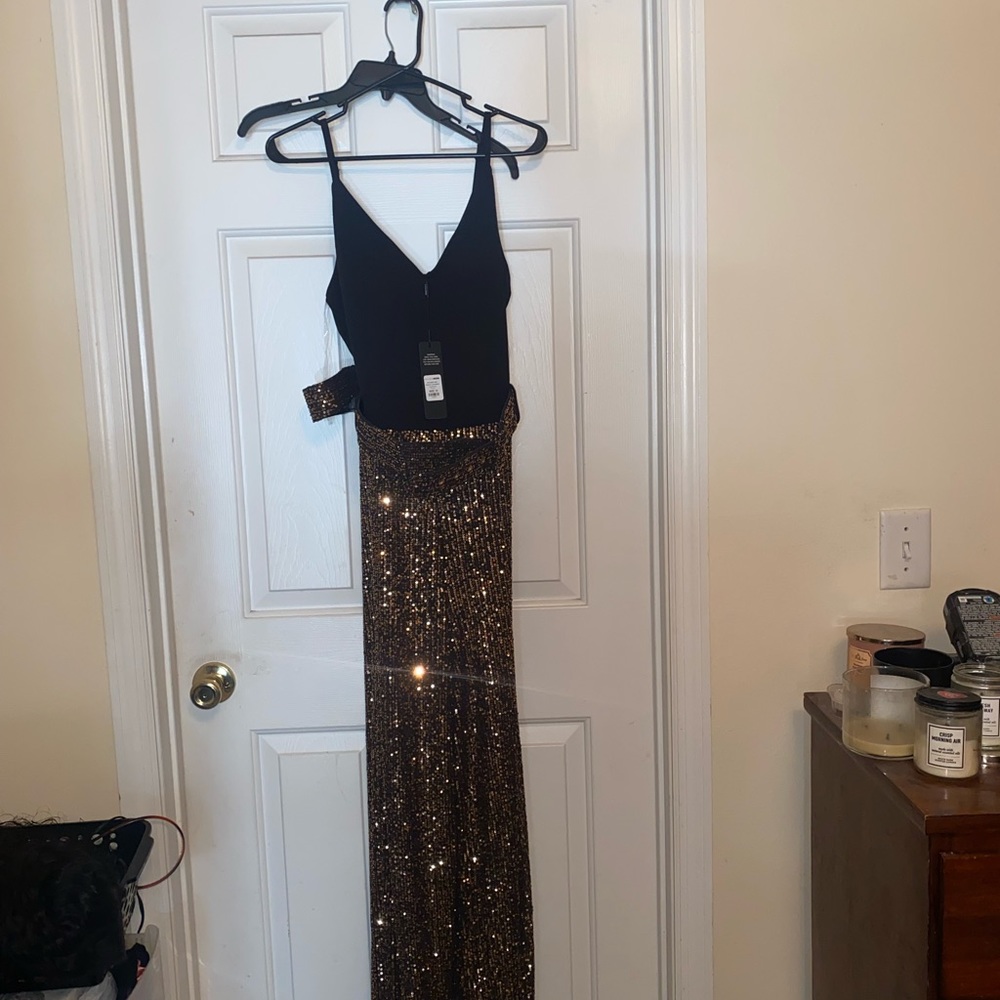 Jumpsuit - Picture 6 of 10